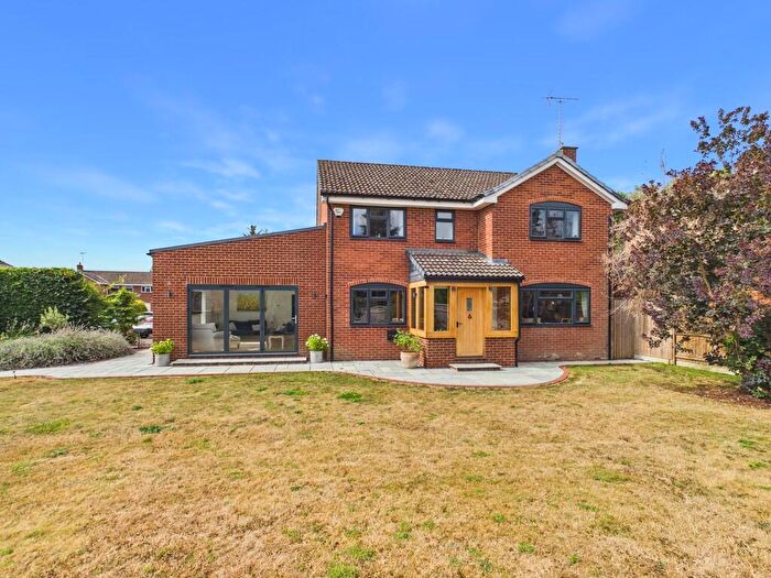 4 Bedroom Detached House To Rent In Bridge Farm, Maisemore, GL2