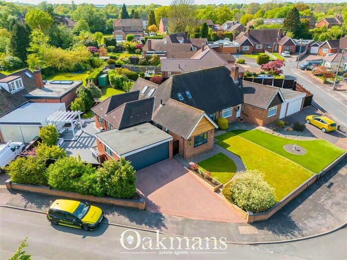 5 Bedroom Bungalow For Sale In Meadow Road, Wythall, Birmingham, B47