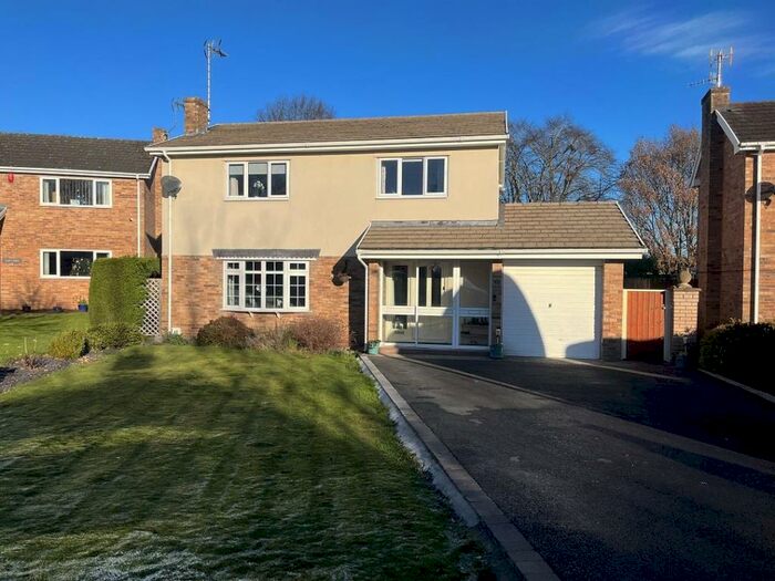 4 Bedroom Detached House For Sale In Trem Yr Eglwys, Coed Y Glyn, Wrexham, LL13