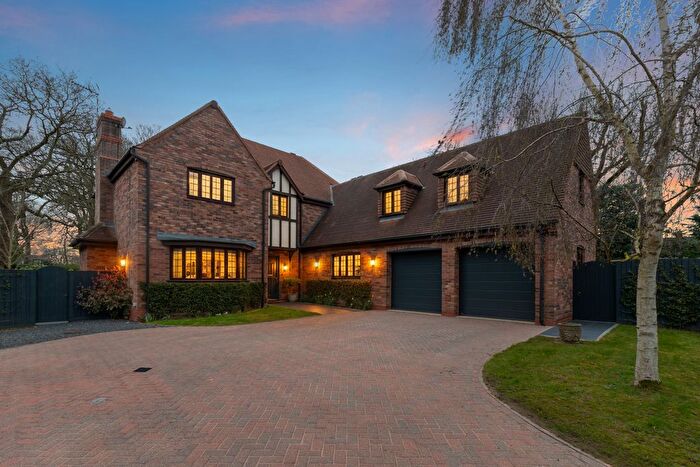 5 Bedroom Detached House For Sale In Romney Place, Rugby, Warwickshire, CV22