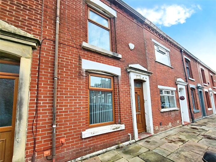 2 Bedroom Terraced House To Rent In Clyde Street, Blackburn, BB2