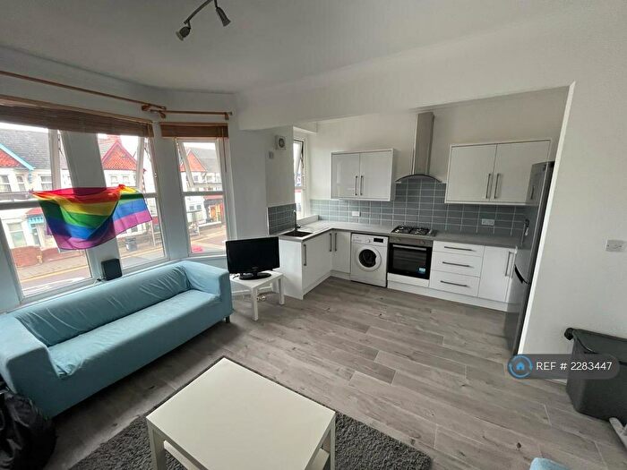 3 Bedroom Flat To Rent In Whitchurch Road, Cardiff, CF14