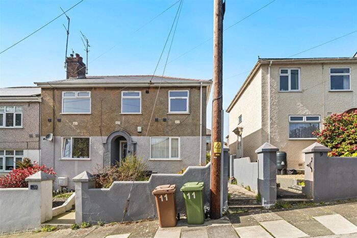 2 Bedroom Flat To Rent In Dale Avenue, Plymouth, PL6