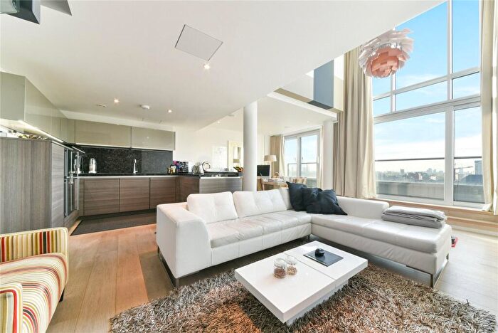 2 Bedroom Penthouse To Rent In Baltimore Wharf, London, E14