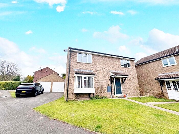 4 Bedroom Property To Rent In Augustus Drive, Basingstoke, RG23