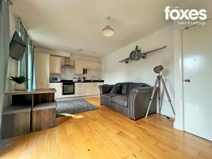 1 Bedroom Studio To Rent In Palm Court, Christchurch Road, BH1