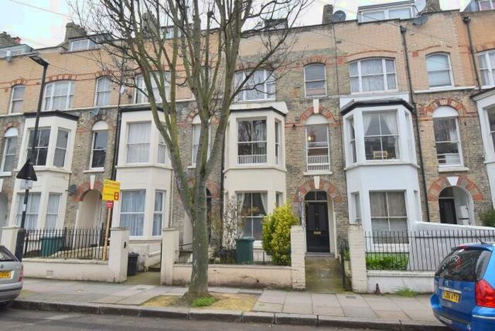 1 Bedroom Flat To Rent In Marlborough Road, Archway, N19