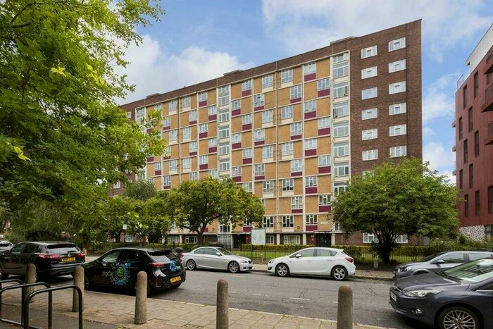 3 Bedroom Flat To Rent In Evelyn Walk, Old Street - Shoreditch, N1