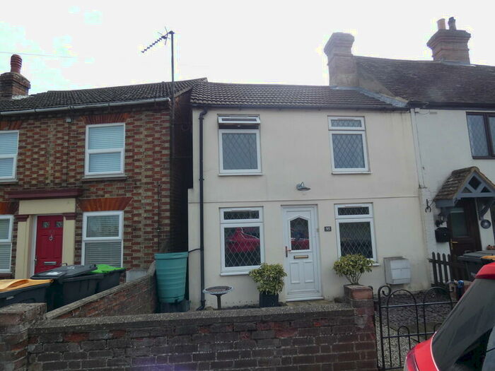2 Bedroom End Of Terrace House To Rent In Cotton End, MK45