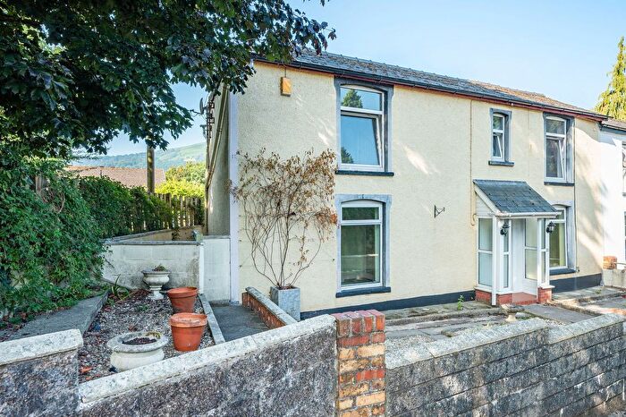 4 Bedroom Cottage For Sale In Monmouth Road, Abergavenny, NP7