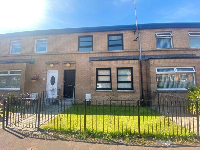 3 Bedroom Terraced House To Rent In Brandon Street, Calton, Glasgow, G31