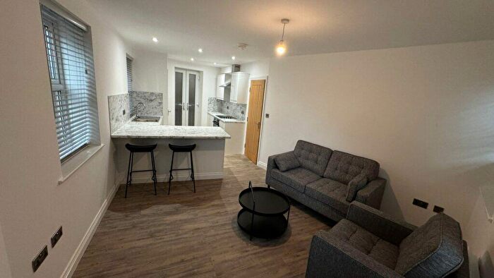 2 Bedroom Apartment To Rent In Flat, Cross Maude Street, Leeds, LS2