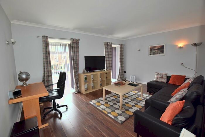 2 Bedroom Flat To Rent In Jesmond Park Court, Jesmond, Jesmond, Newcastle Upon Tyne, NE7
