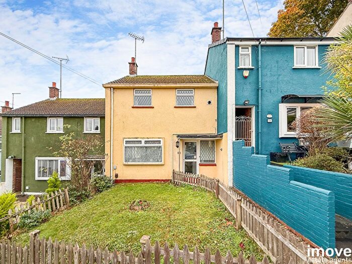 3 Bedroom Terraced House For Sale In Raleigh Avenue, Torquay, TQ2
