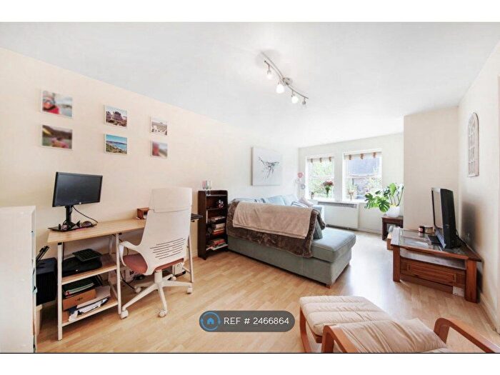 1 Bedroom Flat To Rent In Wandsworth, London, SW18