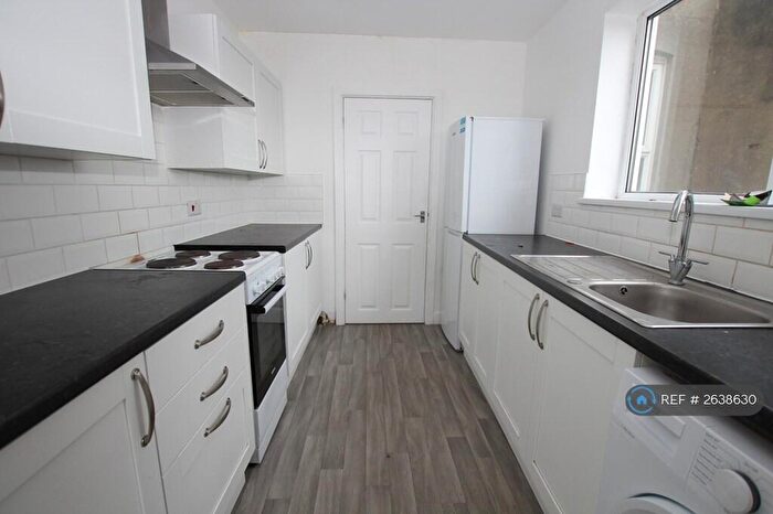 2 Bedroom End Of Terrace House To Rent In Church Hill, Chatham, ME5