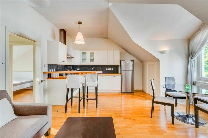 1 Bedroom Flat To Rent In Old Brompton Road, Earls Court, London, SW5