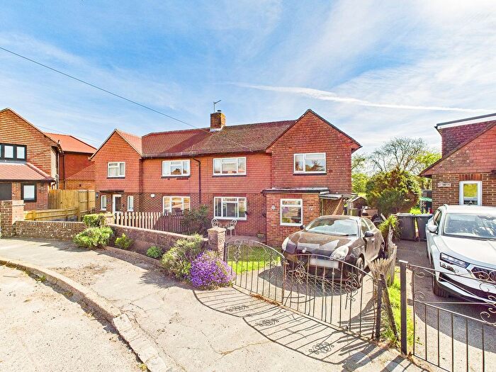 3 Bedroom Semi-Detached House For Sale In Dunstans Croft, Mayfield, TN20