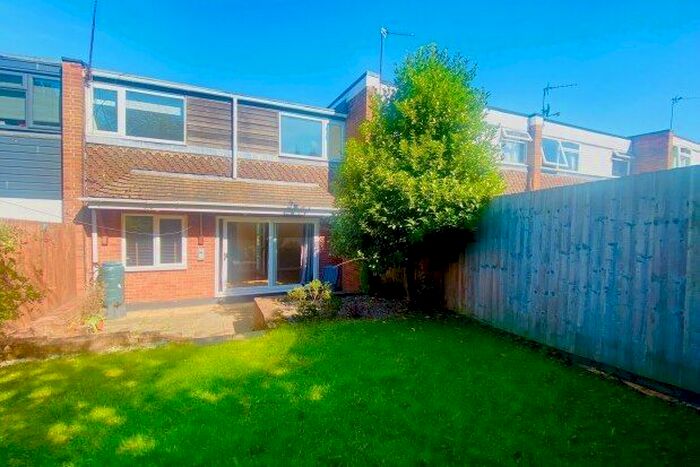 3 Bedroom Property To Rent In Gilbert Road, Lichfield, WS13