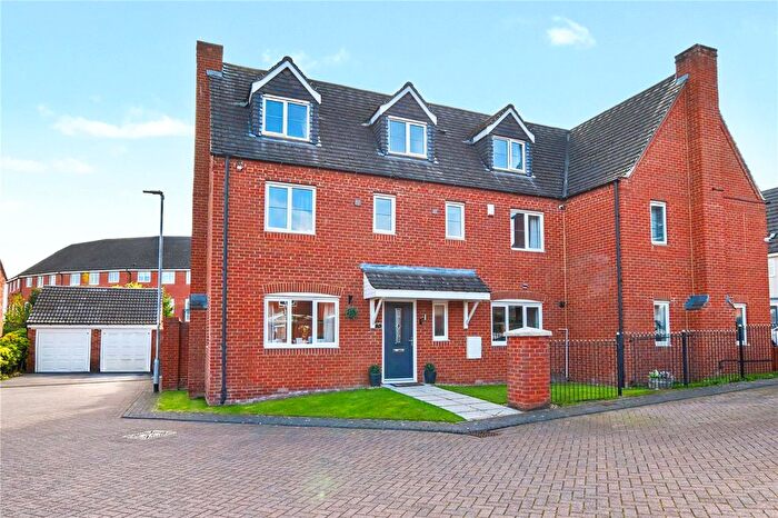 4 Bedroom Semi-Detached House For Sale In Ardsley Court, East Ardsley, Wakefield, West Yorkshire, WF3