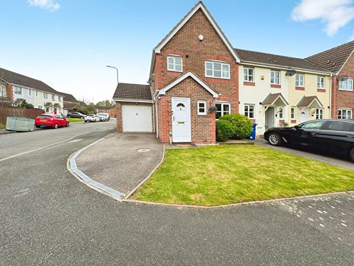 3 Bedroom Terraced House For Sale In Caraway Drive, Branston, DE14