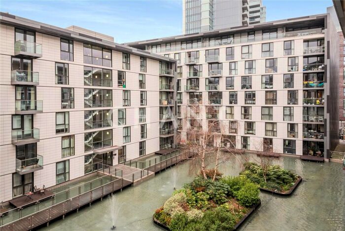 1 Bedroom Property To Rent In Gowers Walk, Aldgate, London, E1