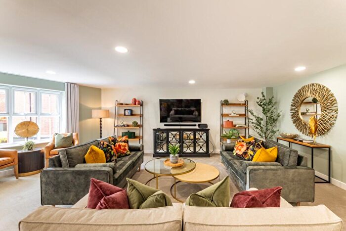 1 Bedroom Retirement Property To Rent In Alcester Road, Studley, Warwickshire, B80