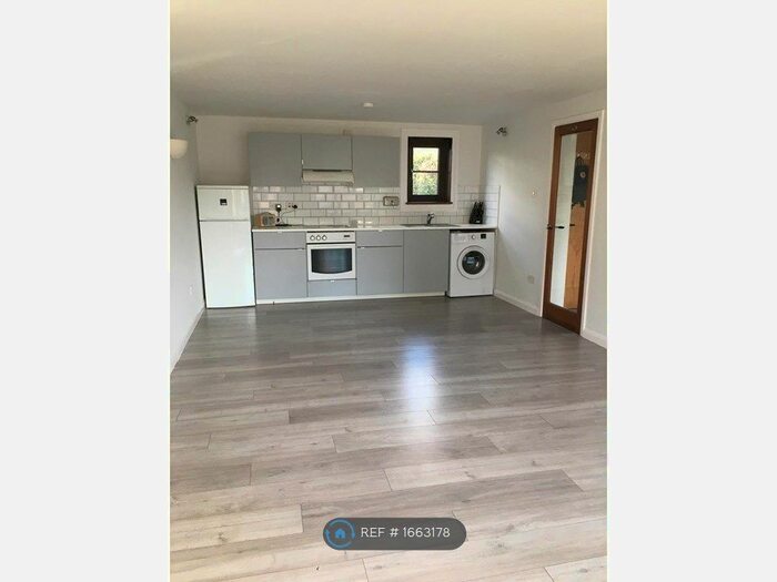 1 Bedroom Flat To Rent In Brockley, London, SE4