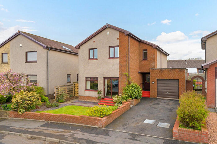 4 Bedroom Detached House For Sale In Prestonfield Drive, Kirkcaldy, KY2