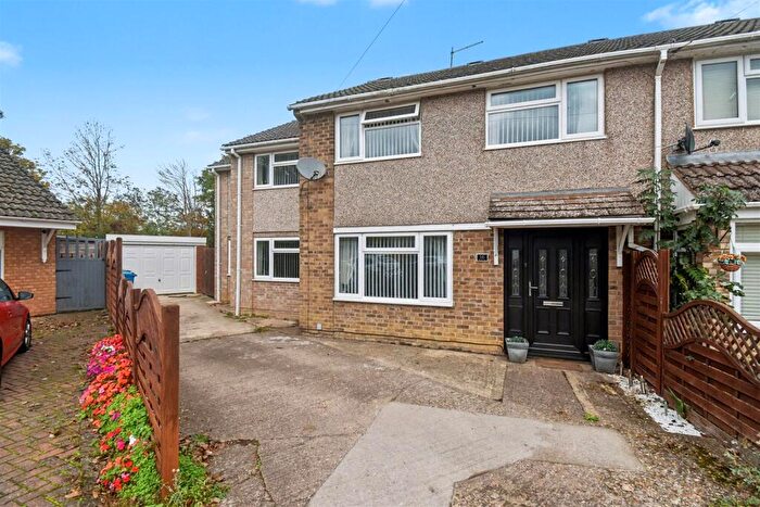 5 Bedroom Semi Detached House For Sale In Drake Close, Corby, NN17