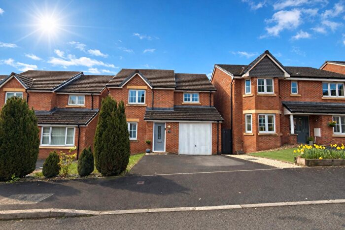 3 Bedroom Detached House For Sale In Maes Y Ffion, Llwydcoed, Aberdare, CF44