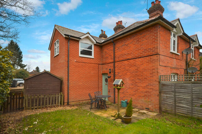 1 Bedroom Maisonette To Rent In Frensham Road, Lower Bourne, GU10