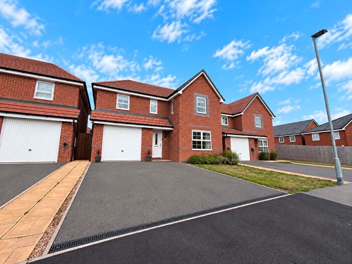4 Bedroom Detached House For Sale In Dawes Way, Hednesford, Cannock, WS12