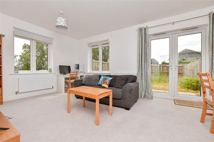 3 Bedroom Semi-Detached House For Sale In Saxon Way, Cliffsend, Ramsgate, Kent, CT12