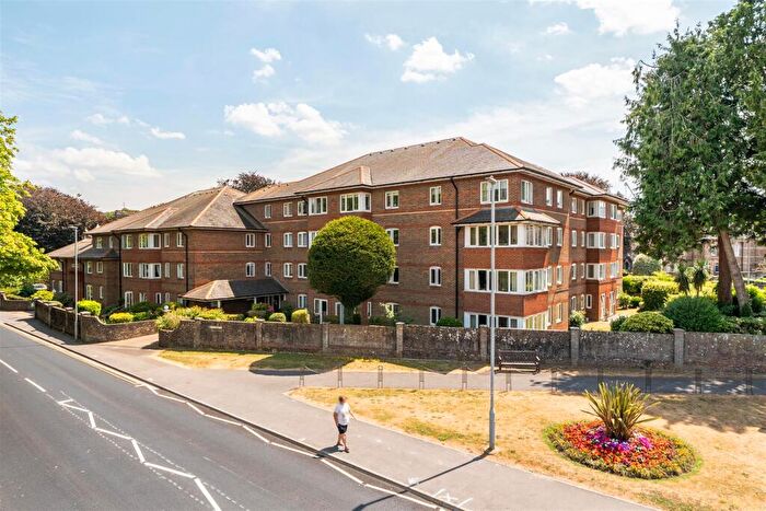 1 Bedroom Retirement Property For Sale In Southfield House, South Walks Road, Dorchester, DT1