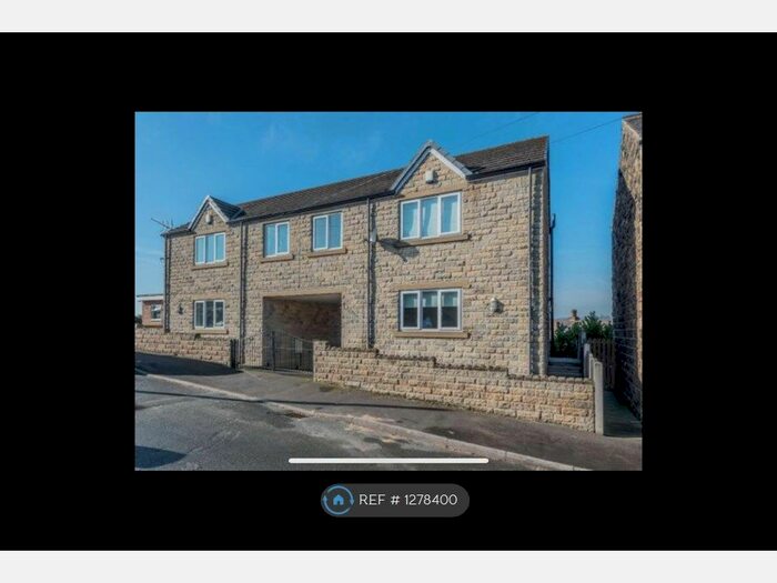 3 Bedroom Semi-Detached House To Rent In Nursery Wood Road, Batley WF17
