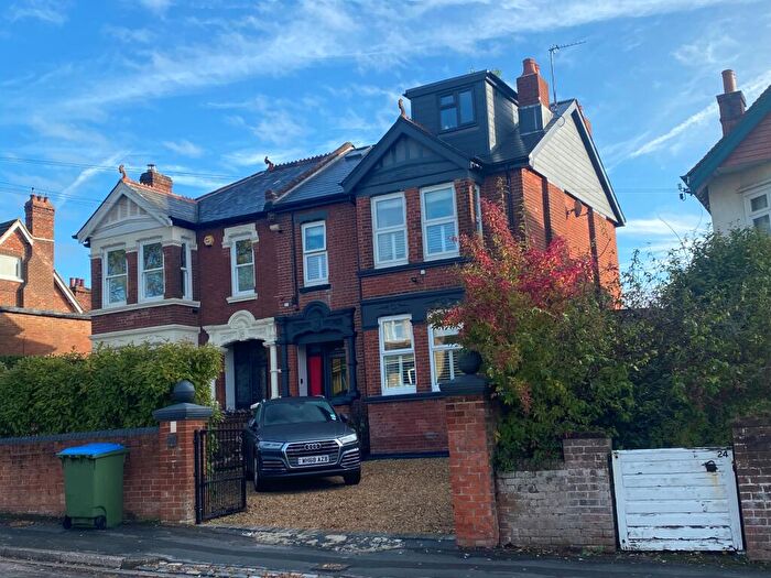 5 Bedroom House To Rent In Highfield, SO17