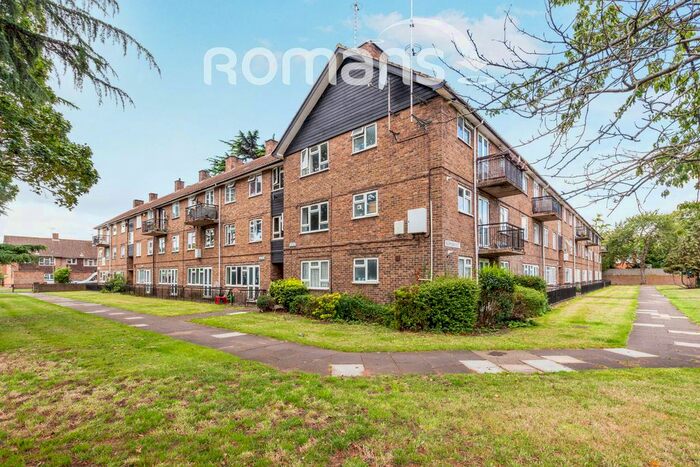 1 Bedroom Flat To Rent In Normanhurst, Ashford, TW15