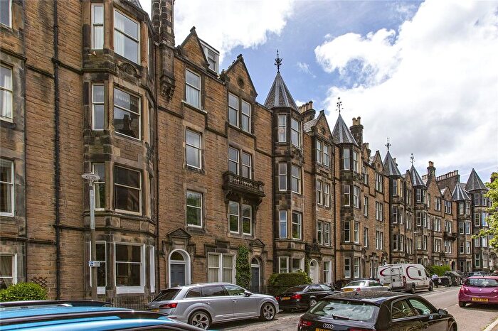 5 Bedroom Flat To Rent In Warrender Park Crescent, Edinburgh, EH9