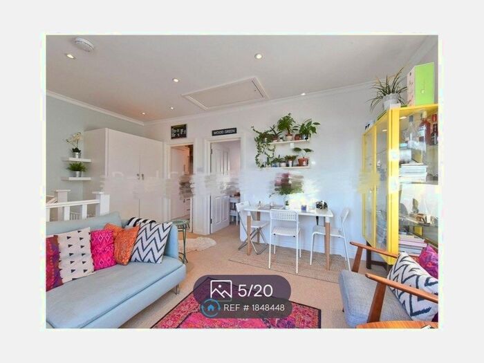 2 Bedroom Maisonette To Rent In Cranbrook Park, London, N22