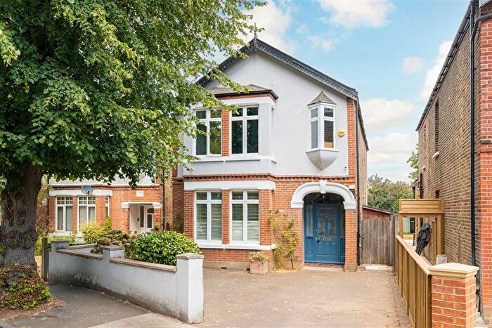 5 Bedroom Detached House For Sale In Cromwell Road, Teddington, TW11