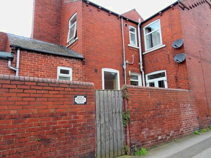 2 Bedroom Flat To Rent In Eastfield Grove, Normanton, WF6