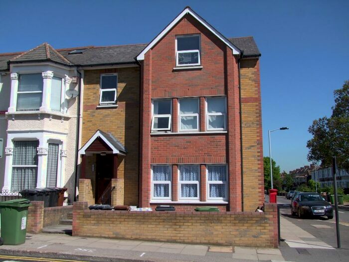1 Bedroom Flat To Rent In Sandhurst Road, Catford, London, SE6
