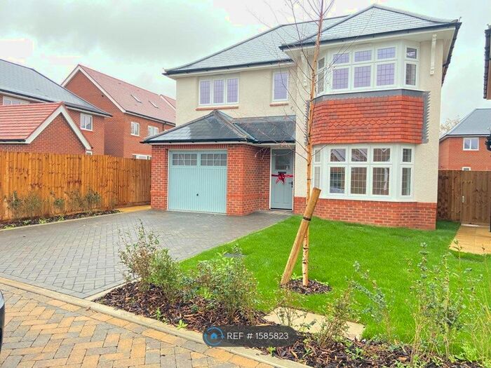 4 Bedroom Detached House To Rent In Armstrong Road, Luton, LU2