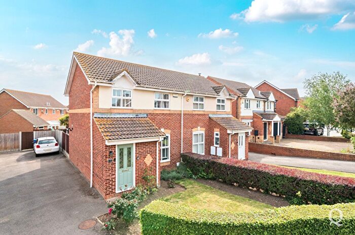 3 Bedroom Semi Detached House For Sale In Helen Thompson Close, Iwade, Sittingbourne, Kent, ME9