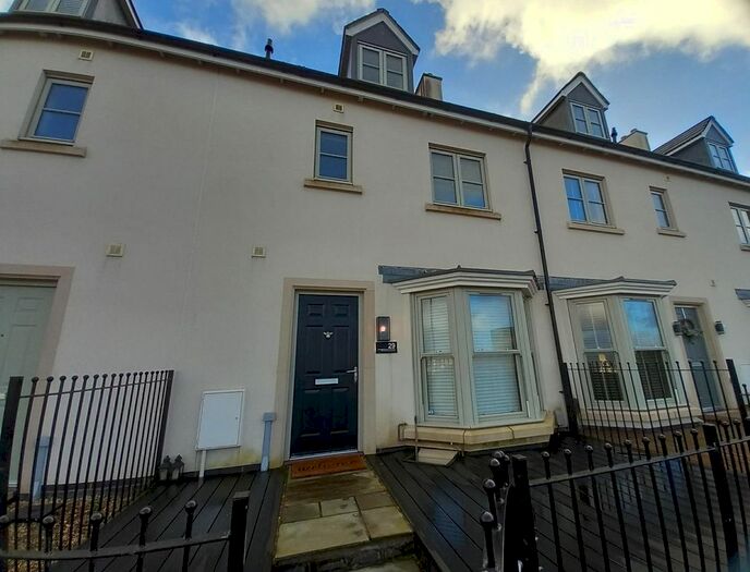 4 Bedroom Property To Rent In Ridgeway Lane, Llandarcy, Neath, Neath Port Talbot., SA10