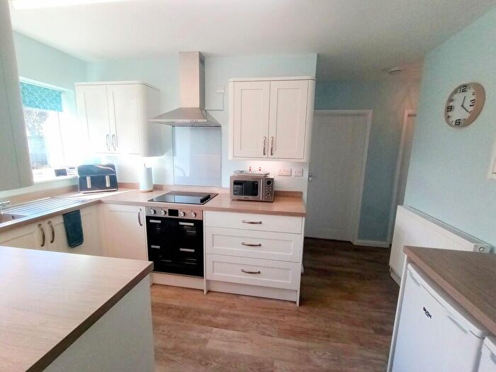 3 Bedroom Detached Bungalow For Sale In California Crescent, California, NR29