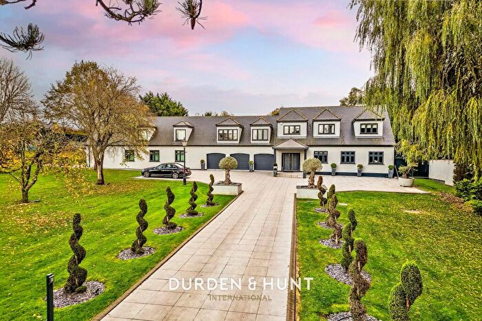 4 Bedroom Detached House For Sale In Greensted Road, Ongar, CM5