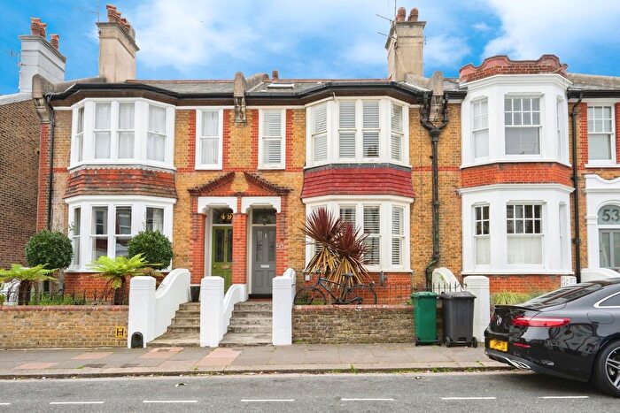 3 Bedroom Terraced House For Sale In Compton Road, Brighton, East Sussex, BN1