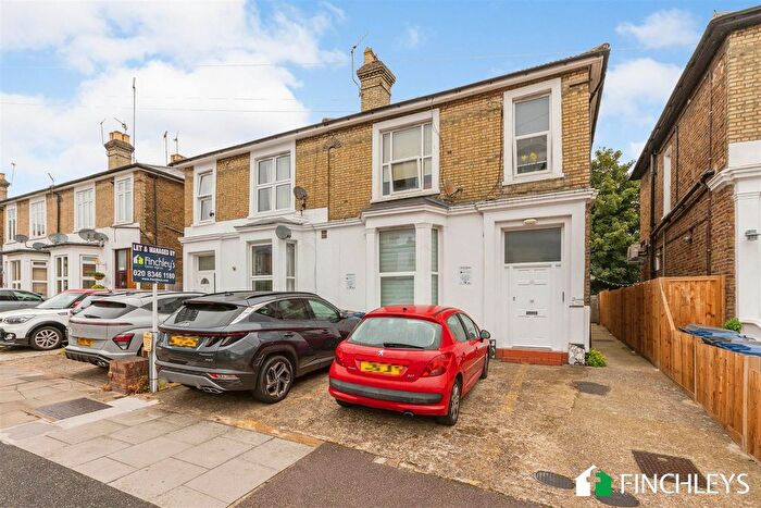 Studio To Rent In Lichfield Grove, Finchley Central, N3